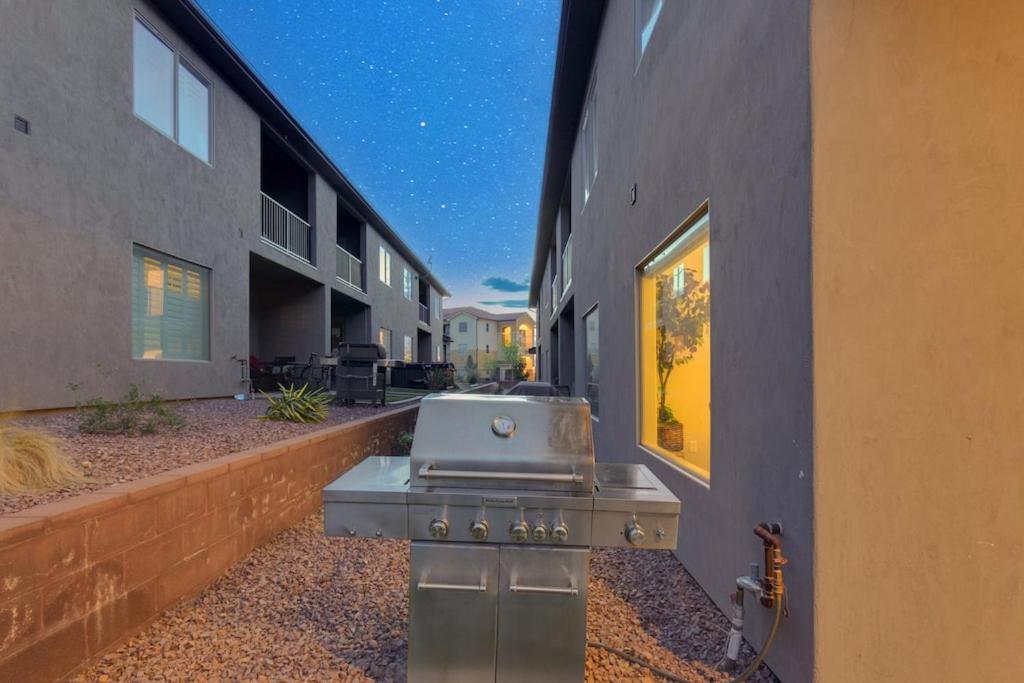 2065 Zion Village Xbox, Two Living Rooms, Lazy River, Sleeps 19, X-Box Hurricane Εξωτερικό φωτογραφία
