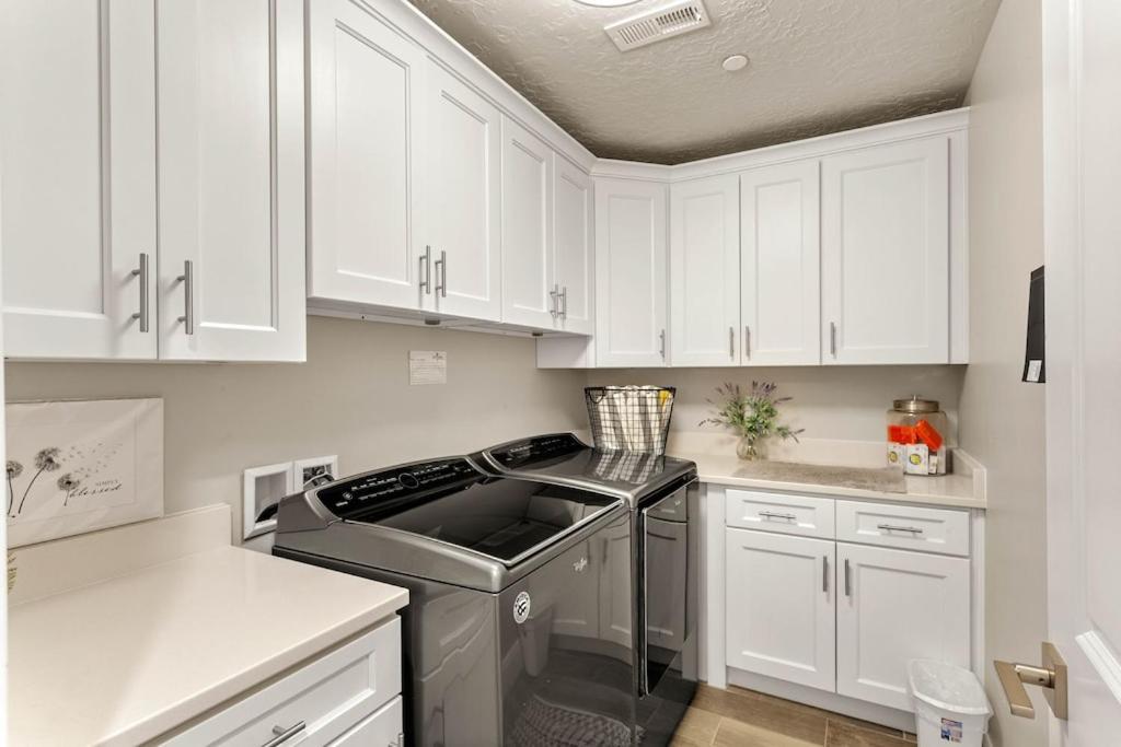 2065 Zion Village Xbox, Two Living Rooms, Lazy River, Sleeps 19, X-Box Hurricane Εξωτερικό φωτογραφία