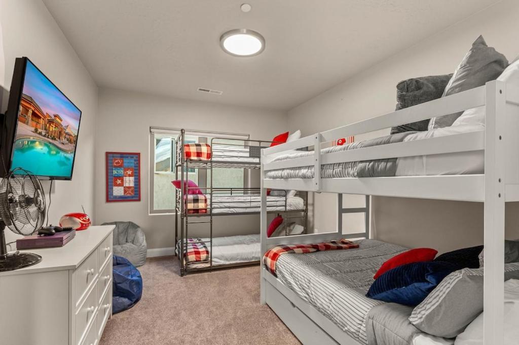 2065 Zion Village Xbox, Two Living Rooms, Lazy River, Sleeps 19, X-Box Hurricane Εξωτερικό φωτογραφία