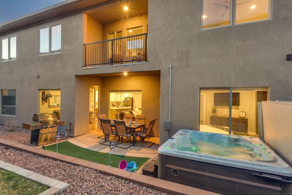2065 Zion Village Xbox, Two Living Rooms, Lazy River, Sleeps 19, X-Box Hurricane Εξωτερικό φωτογραφία